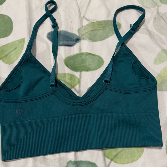 Lululemon Women’s Teal Green Sports Bra Size 4 - Picture 3 of 6